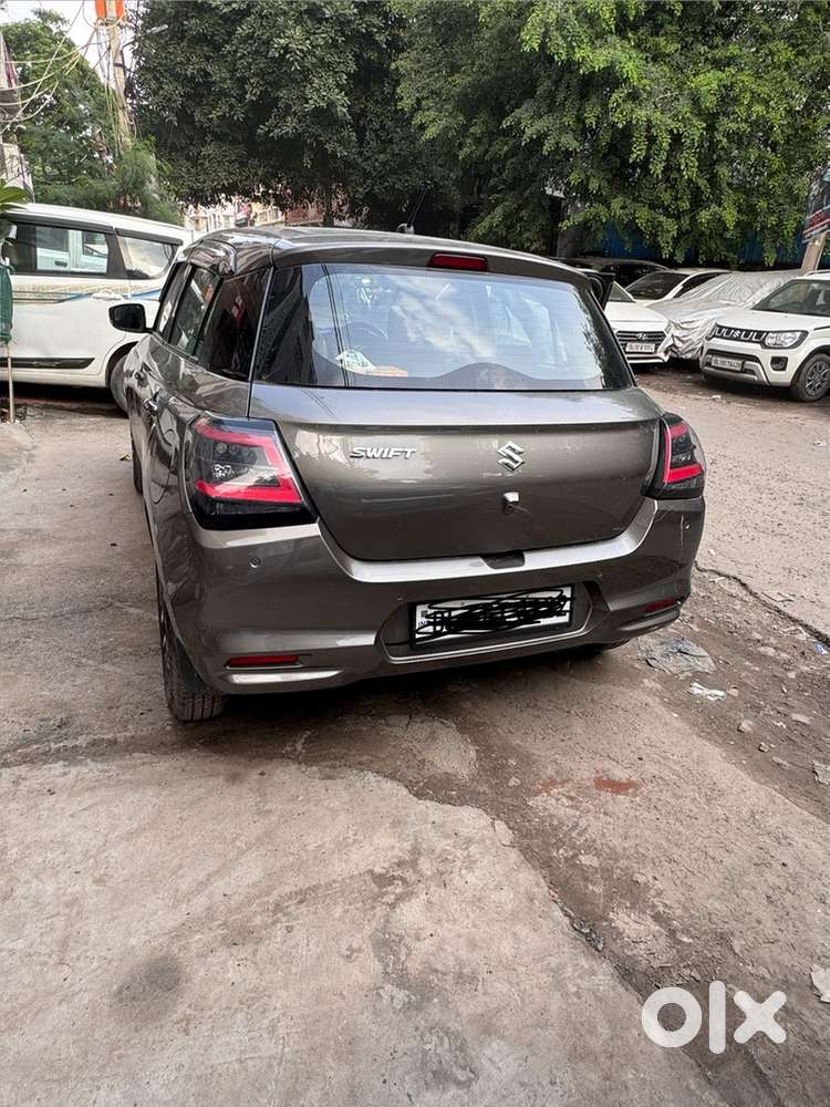 Maruti Swift Vxi Petrol 2025