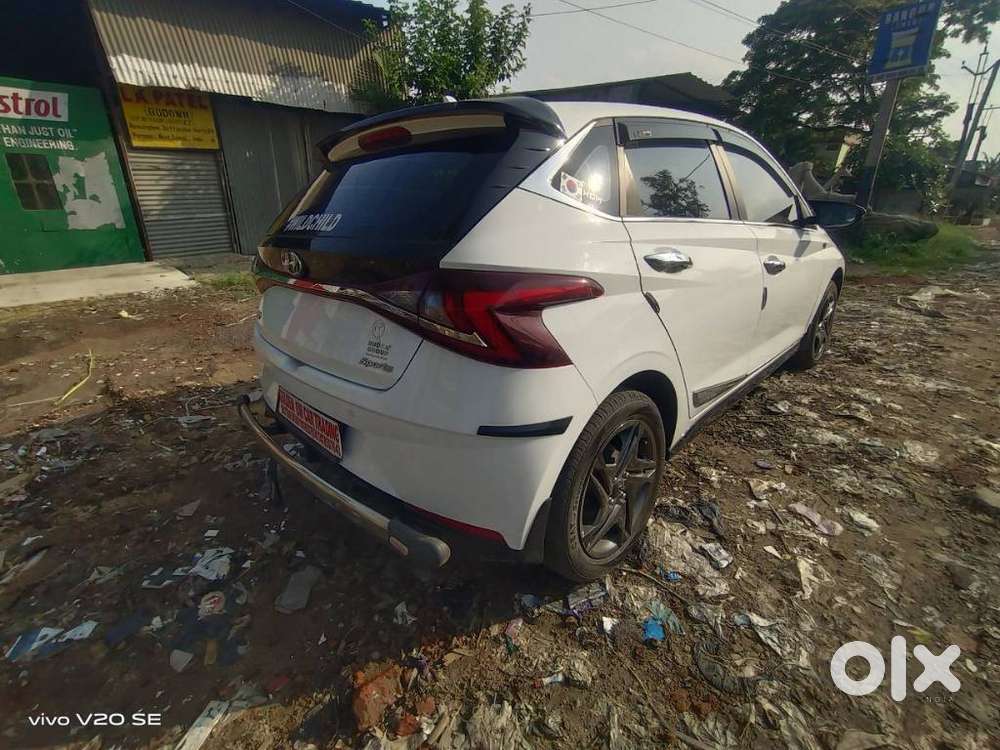 Hyundai New I20 1.5 Sportz Mt, 2023, Petrol