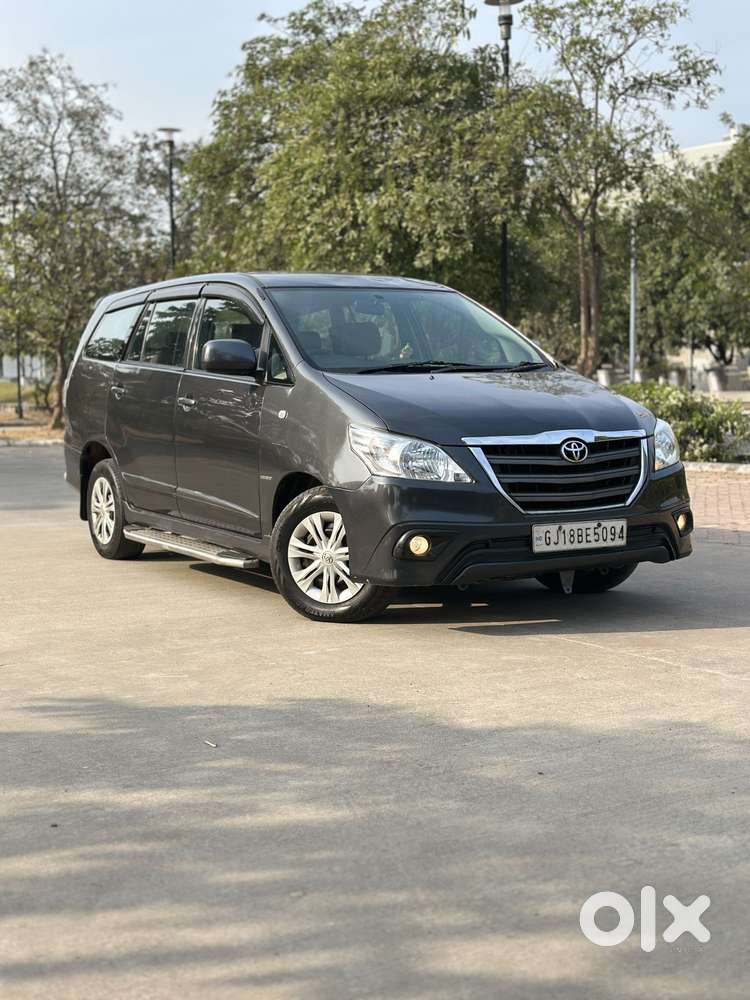 Toyota Innova 2.5 G (diesel) 8 Seater, 2015, Diesel