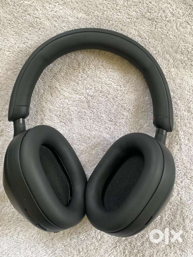 Sony WH-1000XM5 Black Colour - TVs, Video - Audio in undefined