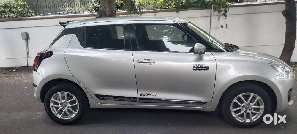 Maruti Suzuki Swift Vvt Zxi, 2022, Petrol