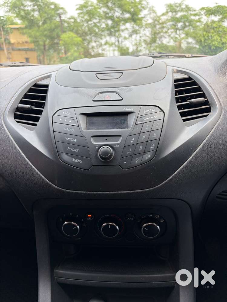 Ford Figo Petrol 2017