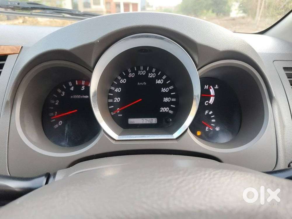 Toyota Fortuner 3.0 4x4 Manual, 2010, Diesel