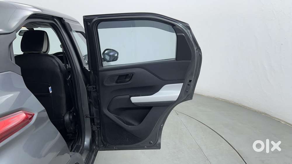 Tata Punch 1.2 Revotron Accomplished Dazzle Pack Amt, 2023, Petrol