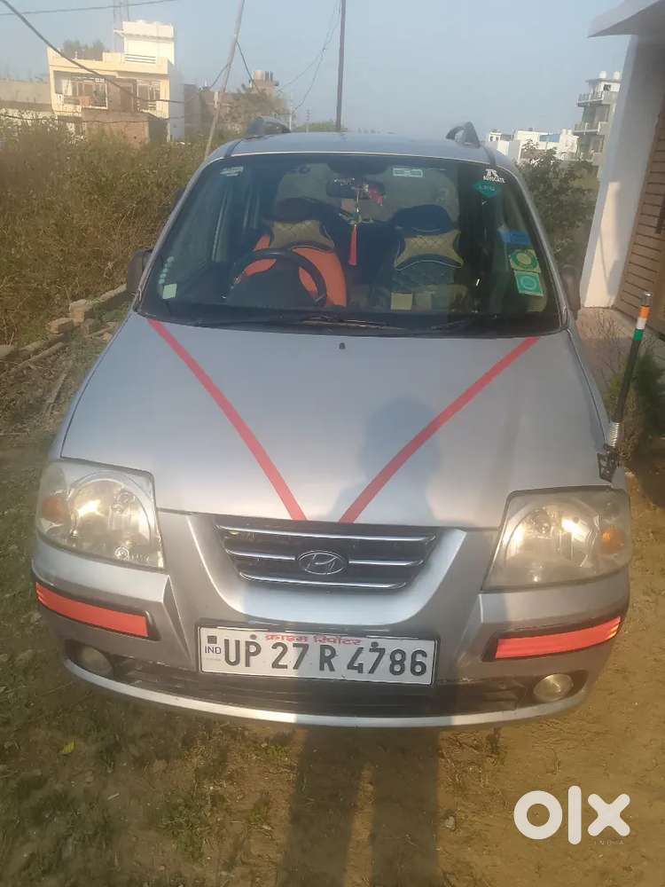 कंपनी फिटेड एलपीजी न्यू बैटरी टायर एलसीडी लगी हुई गुड कंडीशन।