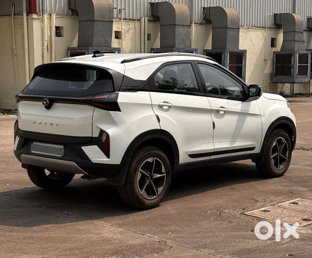 Tata Nexon Creative 1.2 Revotron Petrol 6 Amt, 2025, Petrol