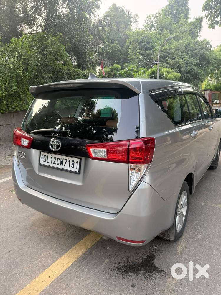 Toyota Innova Crysta 2.4 G Mt 7 Str, 2023, Diesel