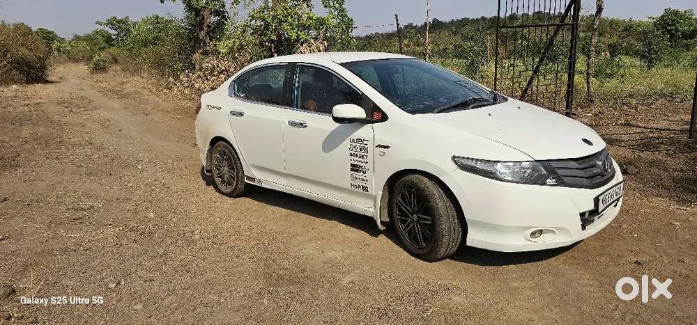 Well Maintained Honda City Ivtec With New Tyres