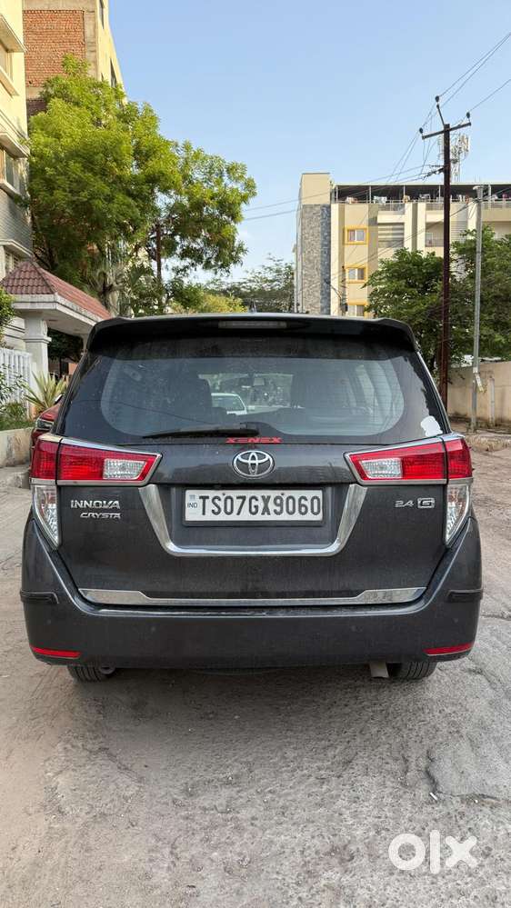 Toyota Innova Crysta 2.4 G Mt 7 Str, 2019, Diesel