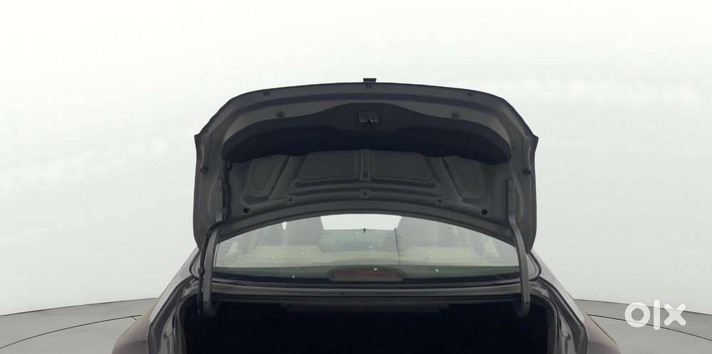 Hyundai Verna [2015-2017] Fluidic 4s 1.6 Vtvt S At, 2015, Petrol