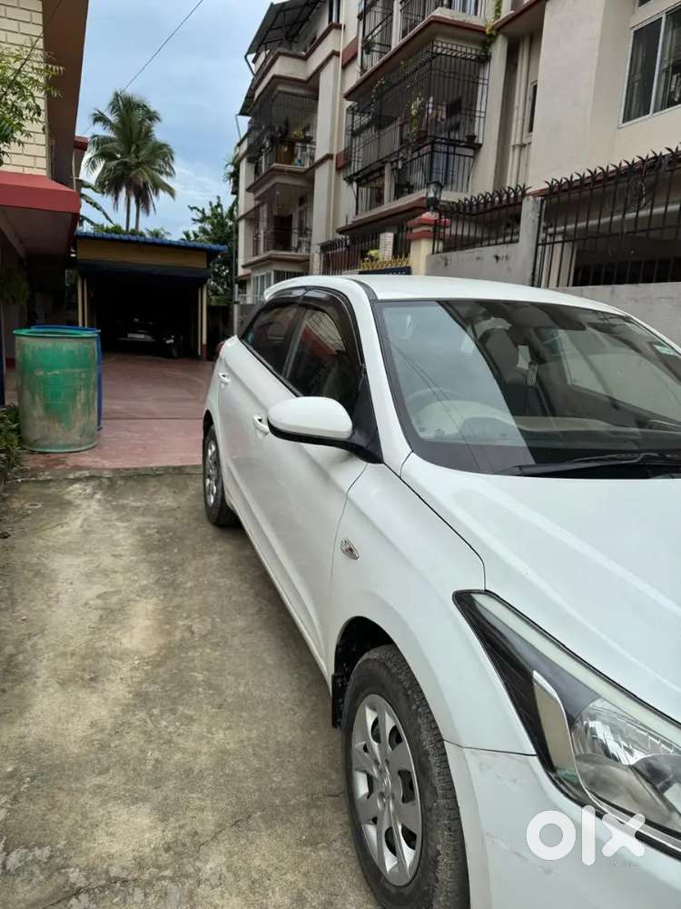 Hyundai I20 2015 Petrol Well Maintained