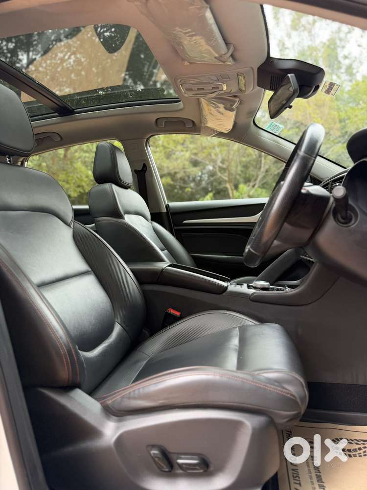 Mg Zs Ev Exclusive Iconic Ivory, 2023, Electric