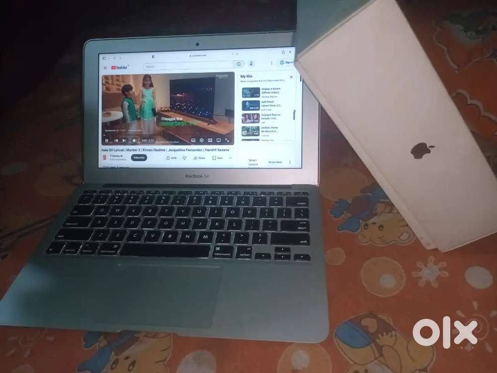 Macbook air 11