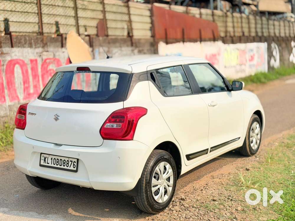 Maruti Suzuki Swift Vxi + Manual, 2019, Petrol