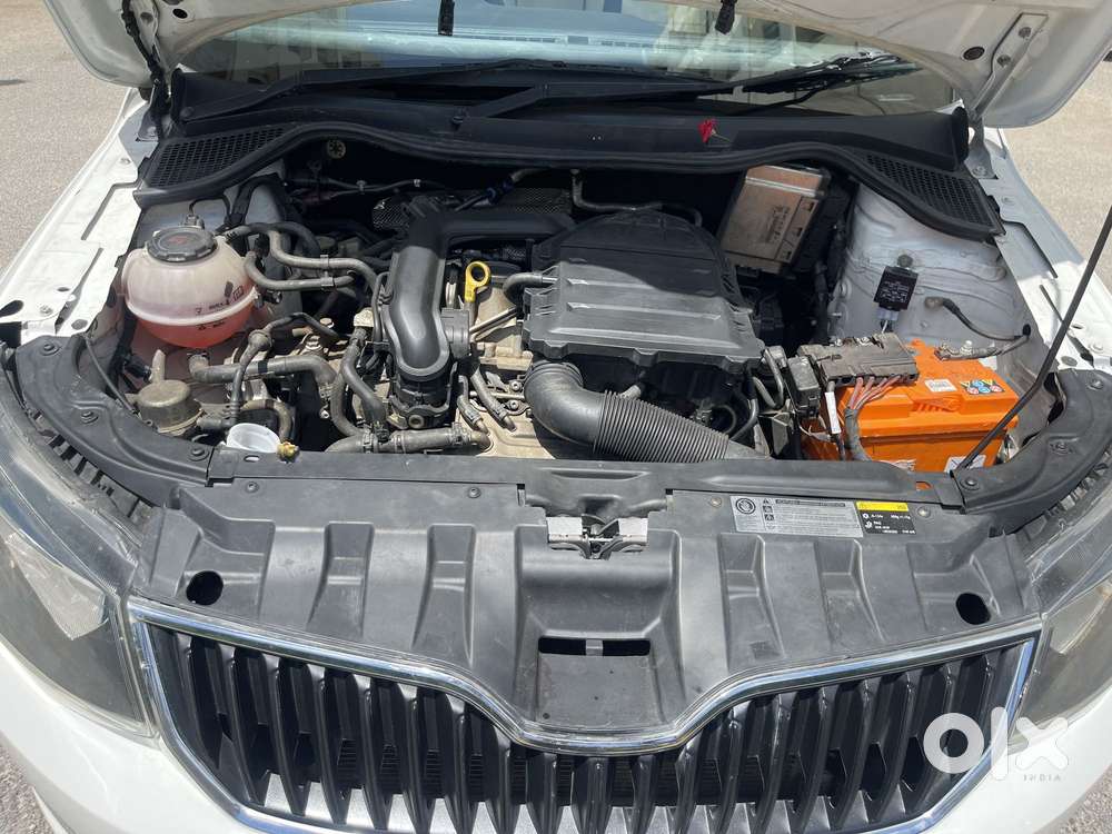 Skoda Rapid Tsi Active 1.0 Mt, 2021, Petrol