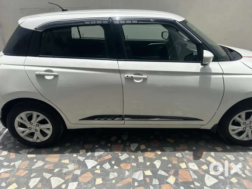 Maruti Suzuki Swift 2024 December Push Button Start