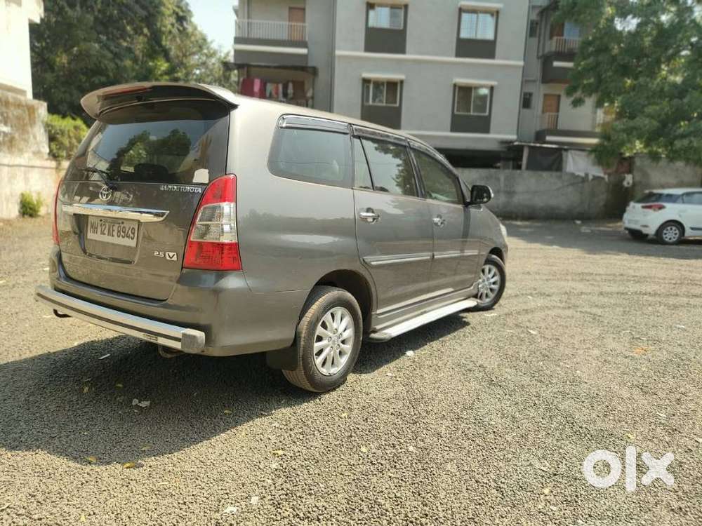 Toyota Innova 2.5 V 8 Str, 2013, Diesel
