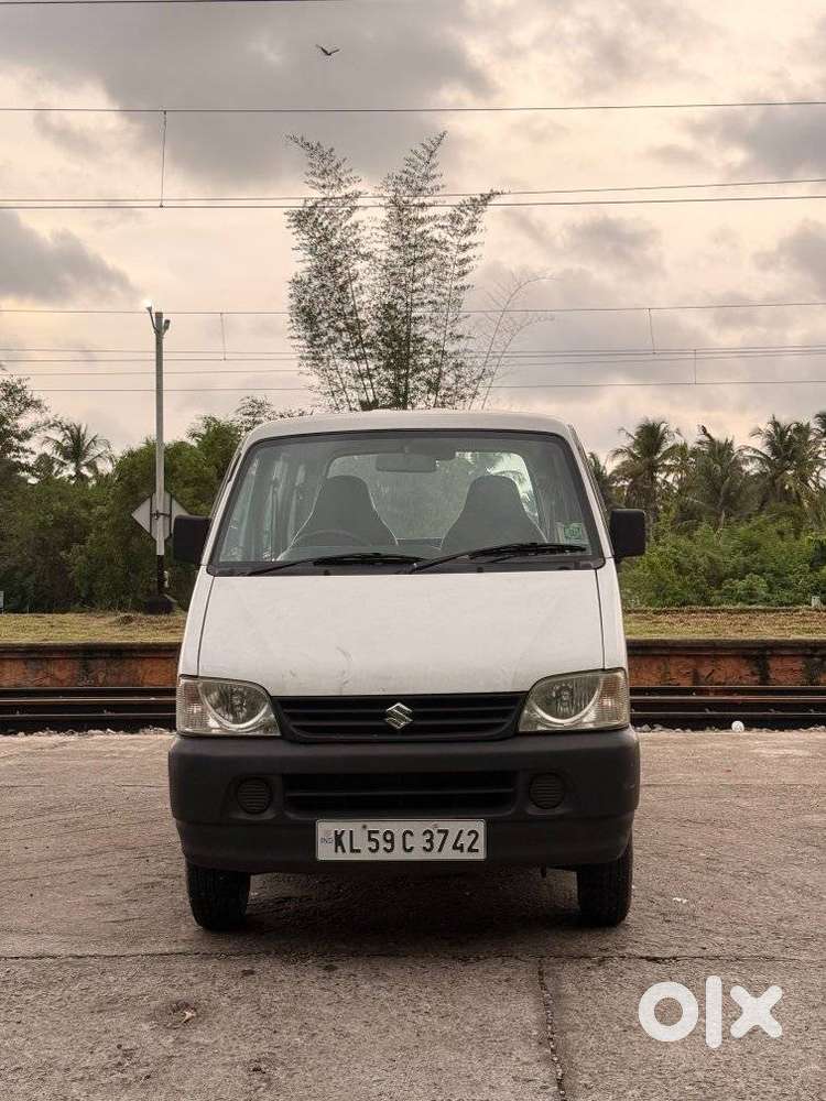 Maruti Suzuki Eeco 5 Str, 2010, Petrol