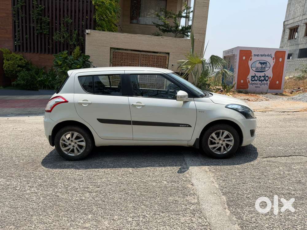 Maruti Suzuki Swift Zxi, 2014, Petrol