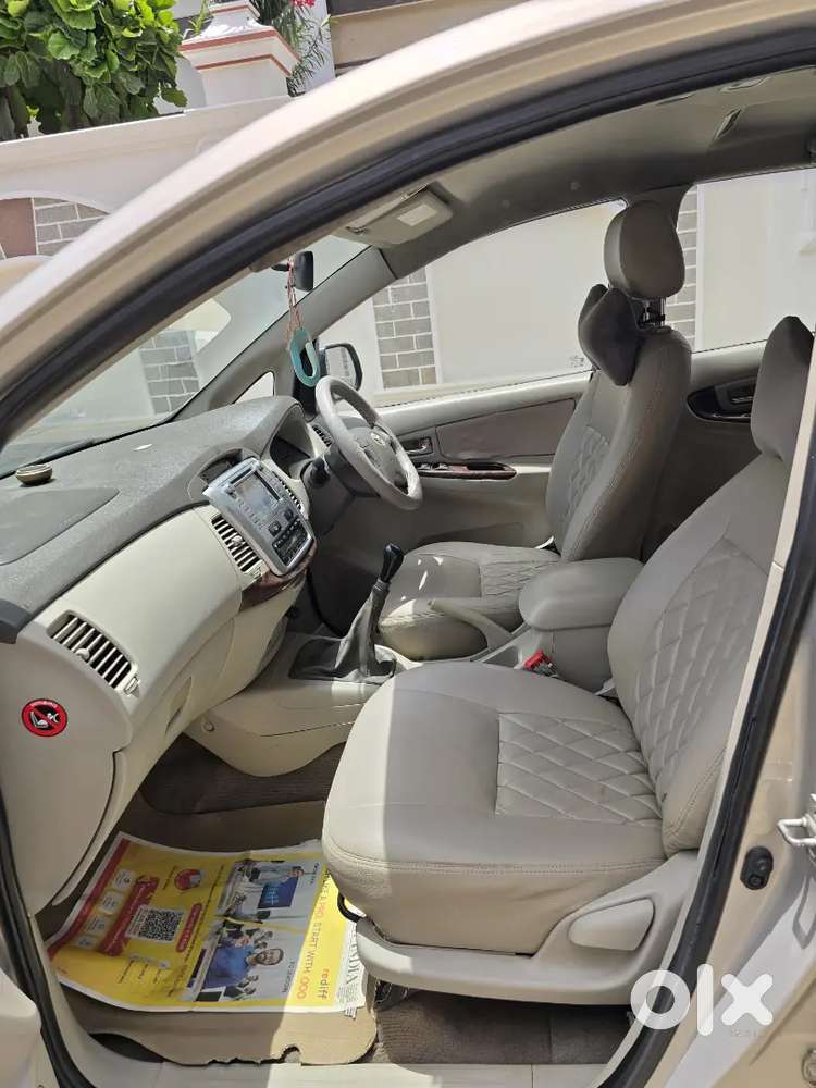 Toyota Innova 2.5 Vx 2013 With Showroom History