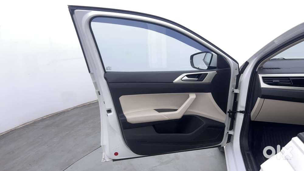 Volkswagen Virtus Highline Plus 1.0 Tsi At, 2024, Petrol