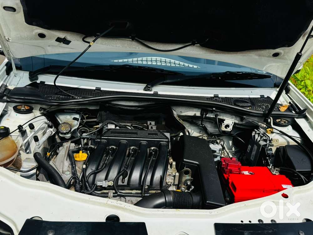 Renault Duster Petrol 2017 Car