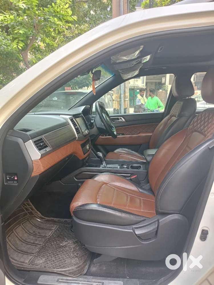 Mahindra Alturas G4 4wd At, 2019, Diesel