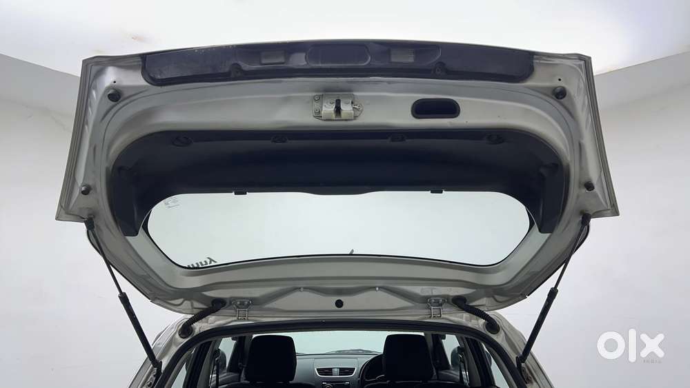 Maruti Suzuki Swift 1.2 Lxi (o), 2017, Petrol