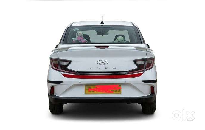 Hyundai Aura Sell Urgent