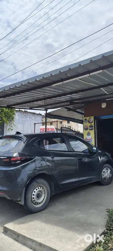 Tata Altroz 1.2 Xe 2021 Petrol Manual
