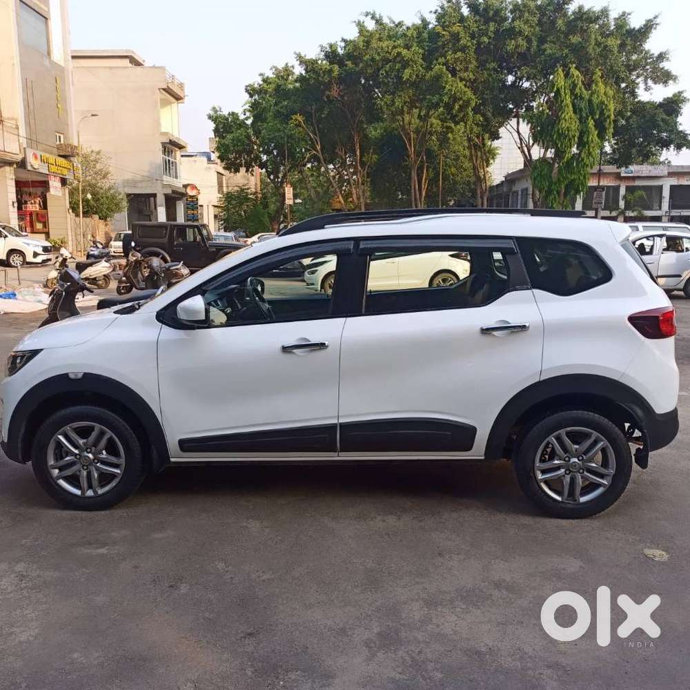 Renault Triber Rxz, 2021, Petrol