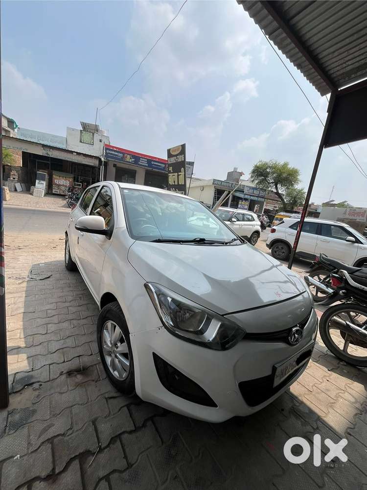 i20 2014 model sports body pillar all orignal