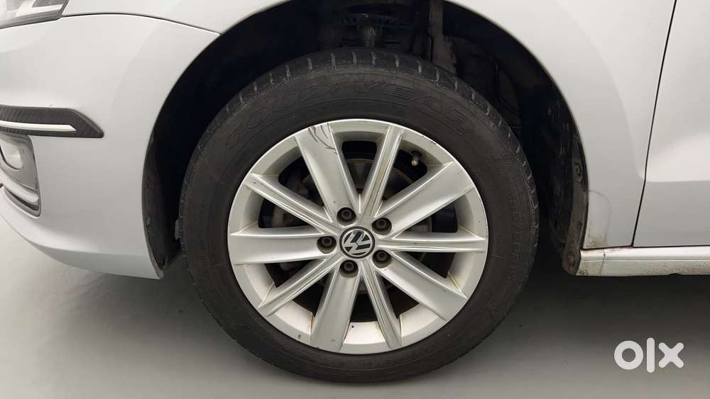 Volkswagen Vento 2010-2013 Petrol Highline, 2016, Petrol