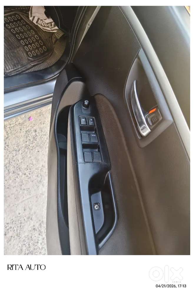 Maruti Suzuki Swift 2012 Petrol 49000 Km Driven