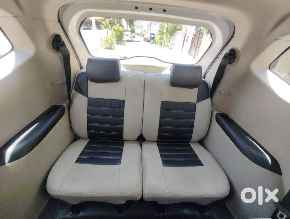 Renault Triber 1.0 Rxe, 2023, Petrol