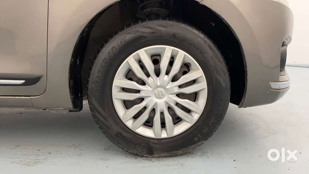 Maruti Suzuki Dzire 1.2 Vxi, 2017, Petrol