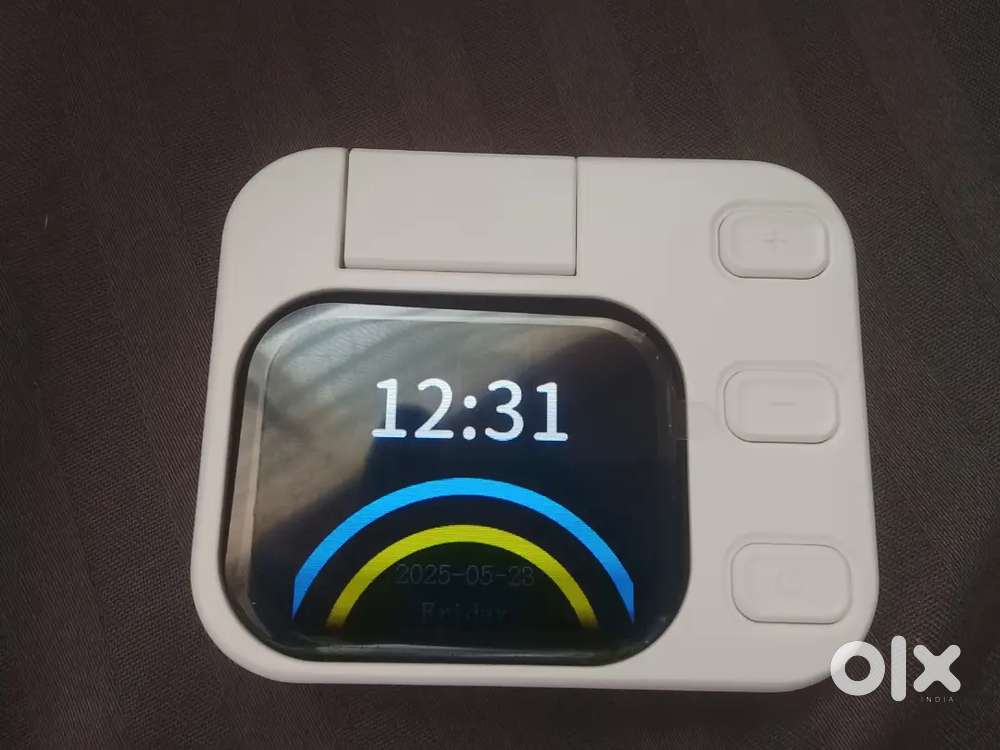 Unique MP3 & MP4 Touchscreen player with Camera and more!!