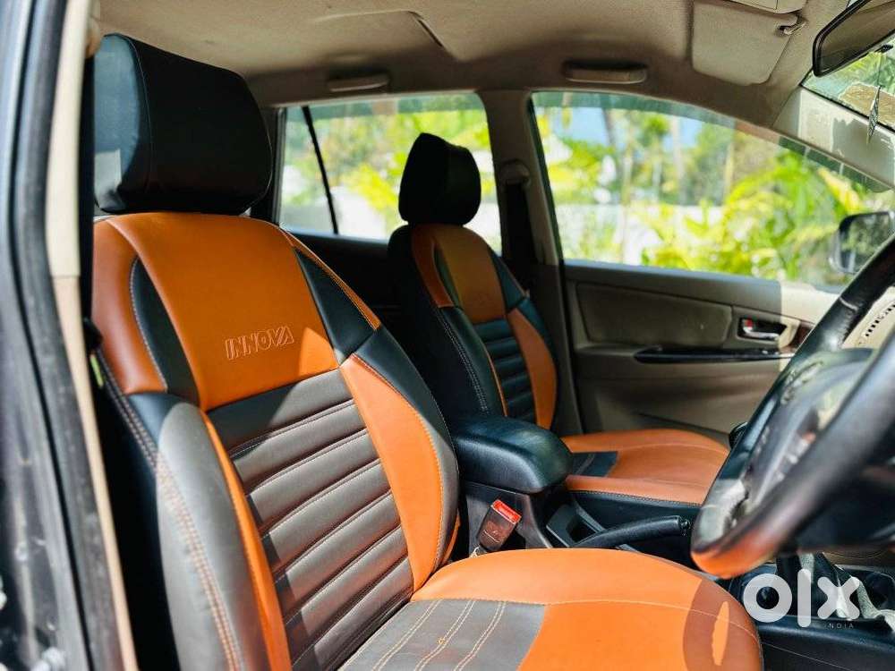 Toyota Innova 2.5 Vx 7 Seater Bs Iv, 2015, Diesel