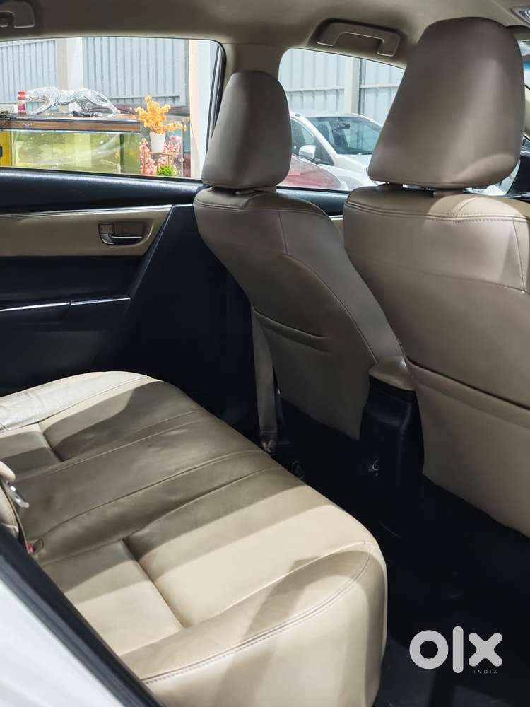 Toyota Corolla Altis VL MT, 2016, Petrol