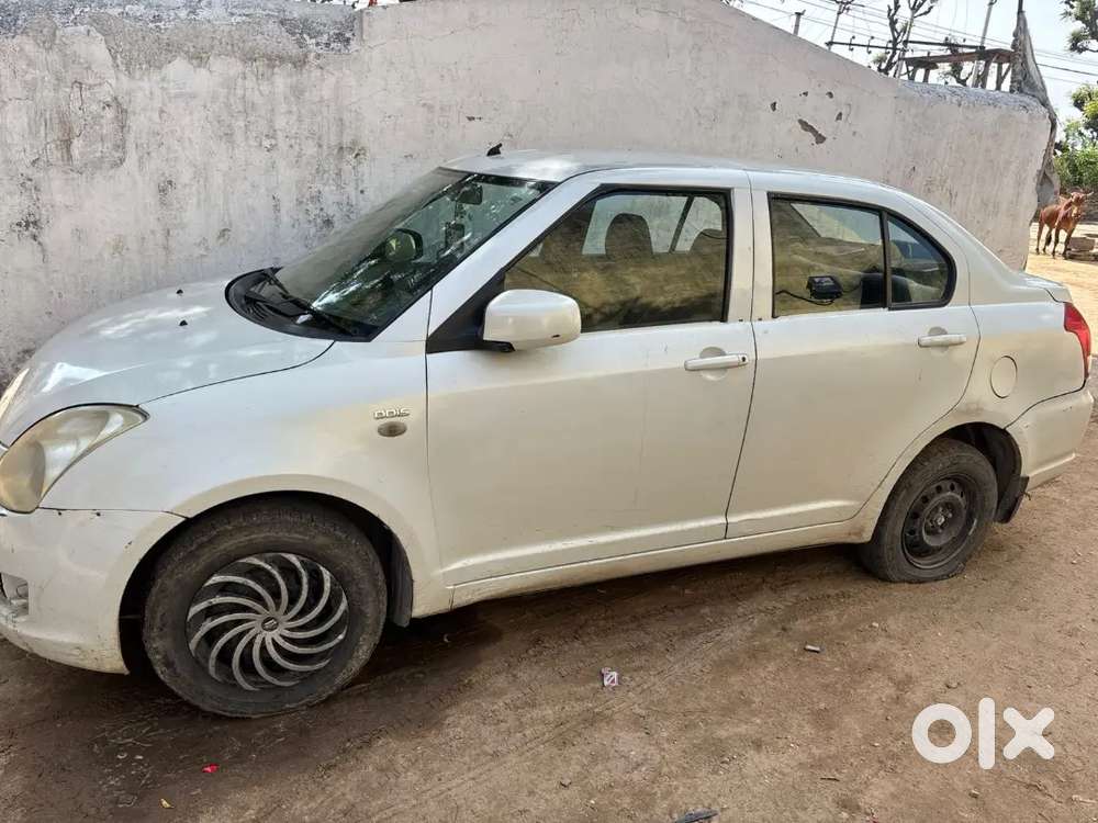 Maruti Suzuki Swift Dzire 2010 Diesel 98926 Km Driven