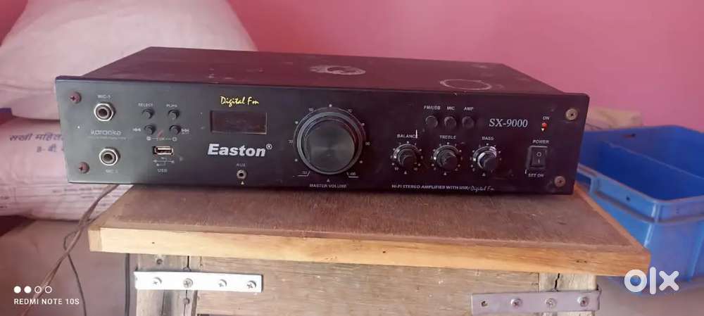 amplifier and 1 speaker only @ 4000