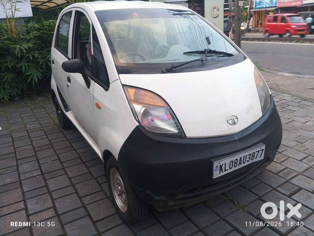 Tata Nano Xe, 2011, Petrol