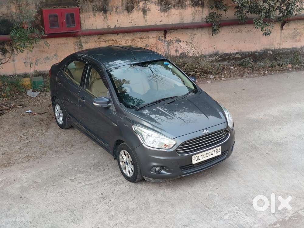 Ford Figo Aspire Titanium Blu, 2015, Petrol