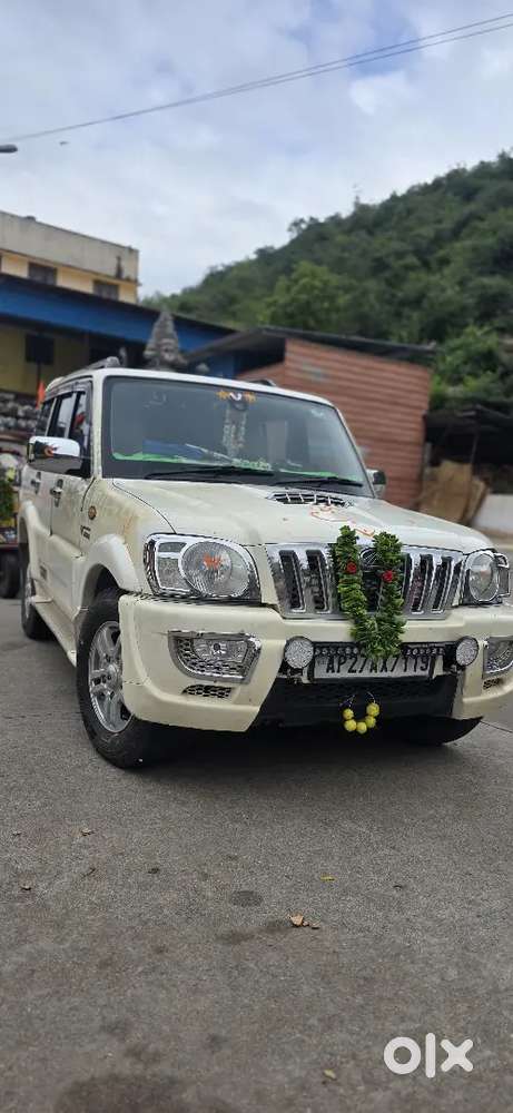 Mahindra Scorpio Vlx 2014