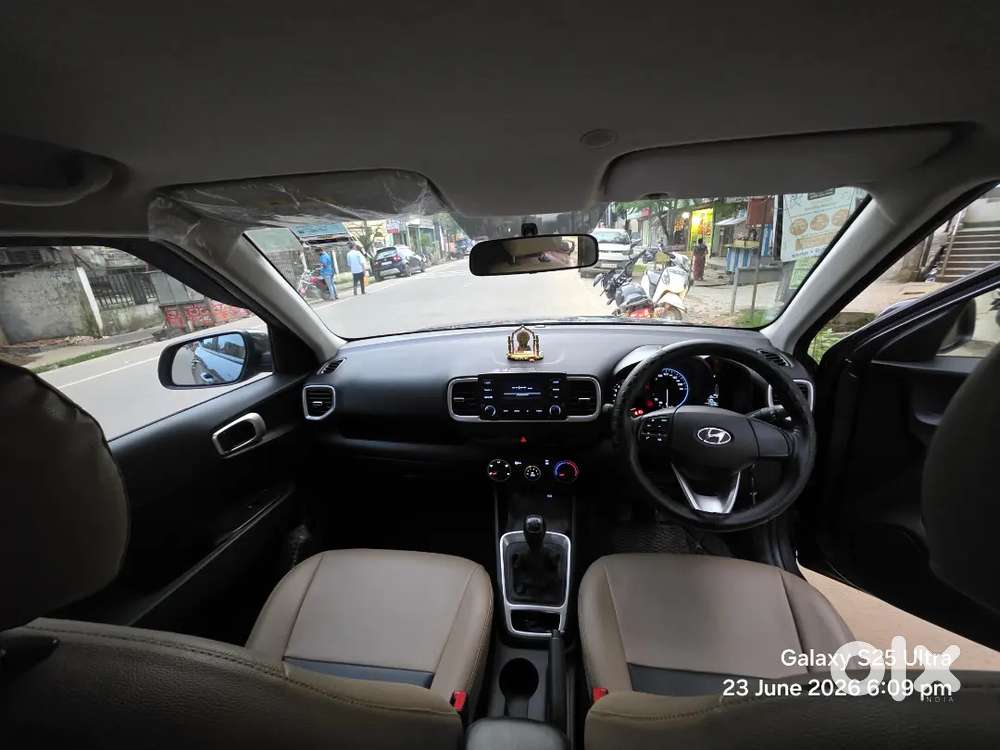 Hardly Used
Hyundai Venue 2022 Petrol In A Good Condition