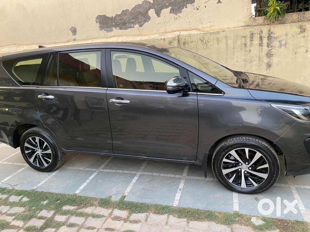 Toyota Innova Crysta Zx 2.4 Diesel 7 Seater, 2021, Diesel