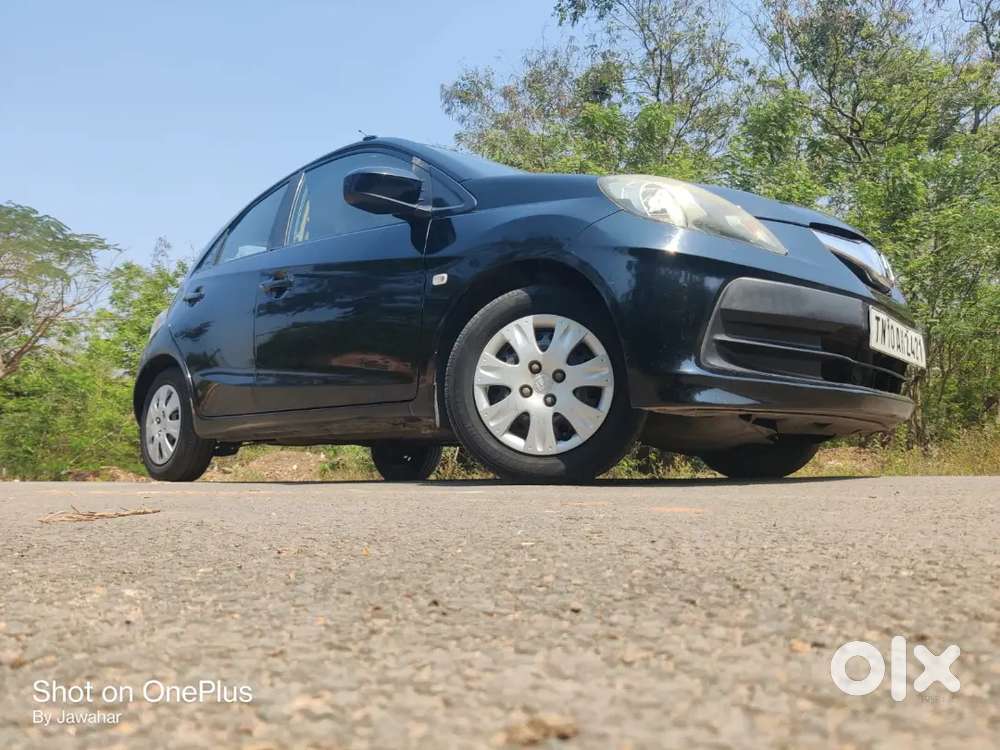 Honda Brio 2012 Petrol Well Maintained
