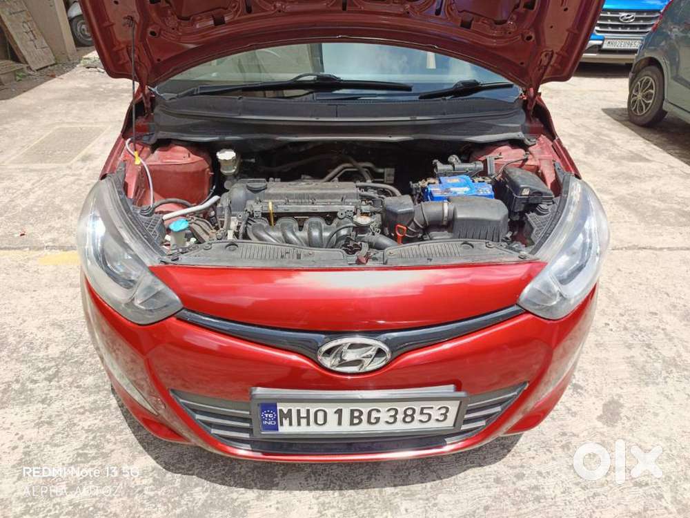 Hyundai I20 Sportz At 1.4, 2013, Petrol