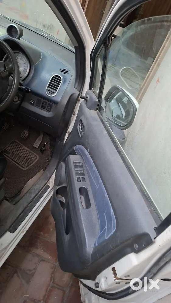Urgent Maruti Ritz Zxi Petrol/cng  2nd Owner 2011