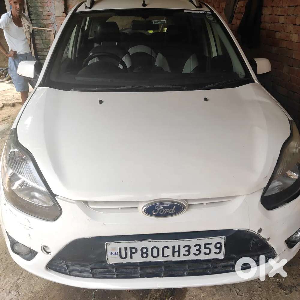 Ford Figo 2013 Cng & Hybrids 124563 Km Driven